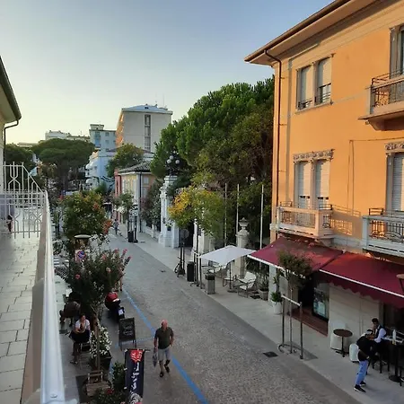 Atmosphere In Centro A דירה